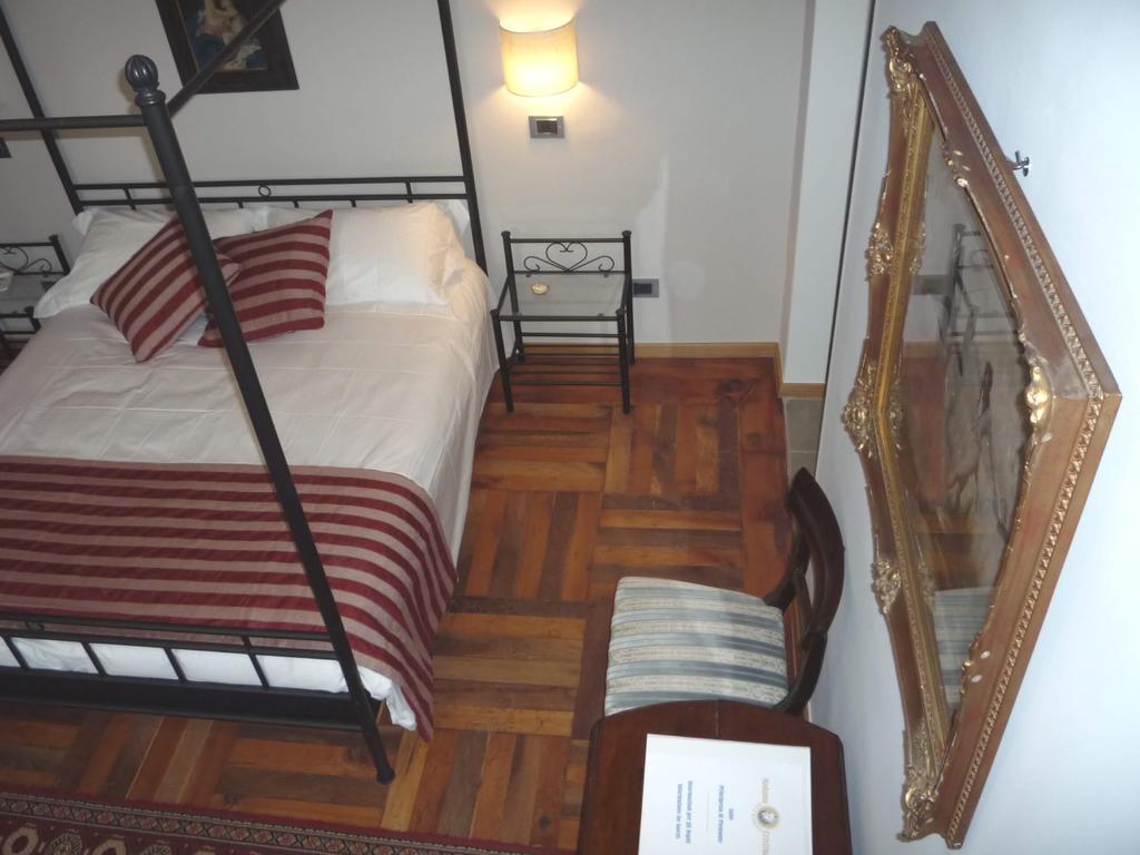 Madama Cristina Bed & Breakfast Torino Rom bilde